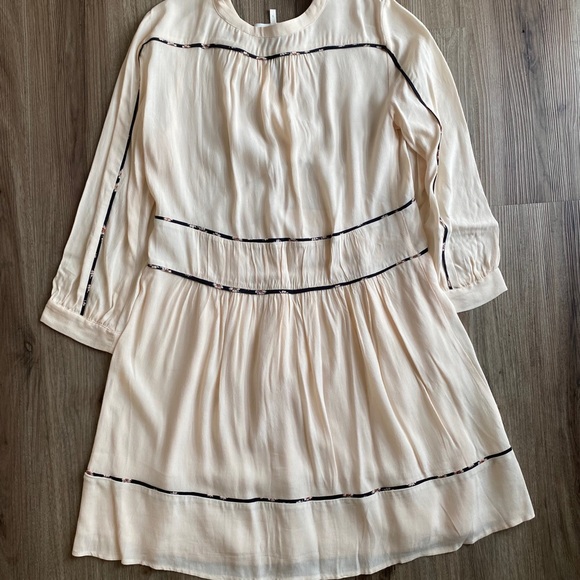 Ba&sh V-neck Franny Mini Dress size 3/L (fits like a M), color poudre EUC - Picture 9 of 10